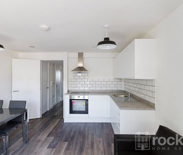 2 bed Flat to rent in Marsh Box, 2 Marsh Parade, ST5 - Photo 5