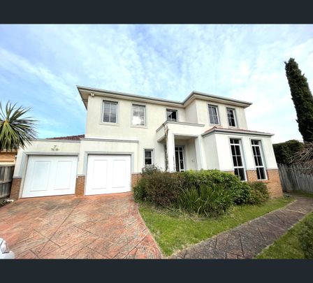 16 Larnaca Court, Templestowe, Vic 3106 - Photo 1