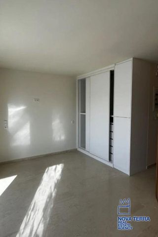 Ενοικίαση κατοικίας, 31 τ.μ., Βουλιαγμένη, 1.050 € - Photo 3