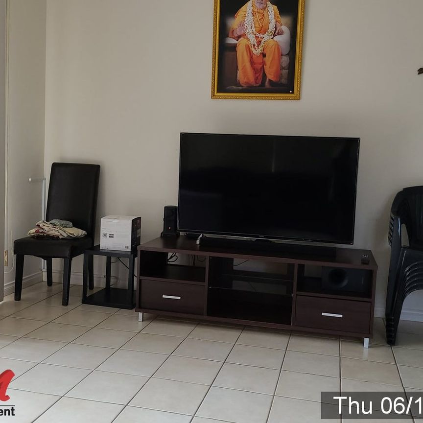 Modern Family Home in Klemzig, So Close to the CBD, - Photo 1