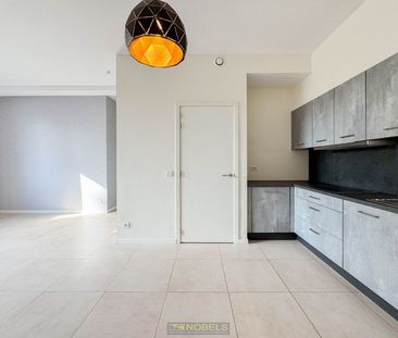Appartement te huur - Foto 2