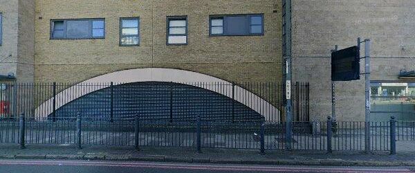 Room in a Shared Flat, Commercial Road, E14 - Photo 1