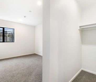 2 Castledine Crescent, Glen Innes - Photo 1