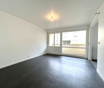 Location Appartement 1 pièce 39m² - Photo 2