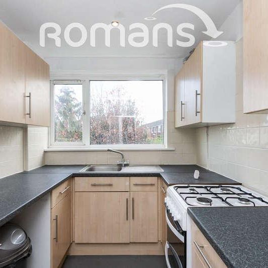 Dollis Drive, Farnham, GU9 - Photo 1