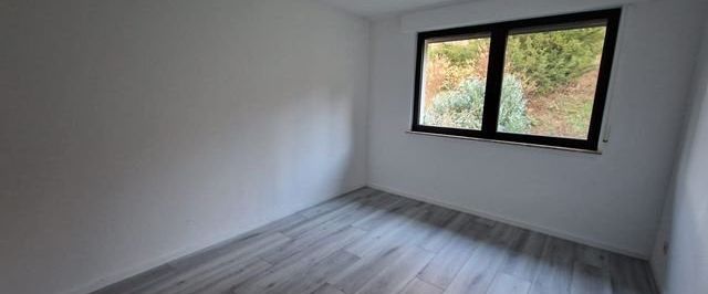 SCHADE HAUSVERWALTUNG - Ruhige 2-Zimmerwohnung mit Balkon in Lüdenscheid zu vermieten! - Photo 1