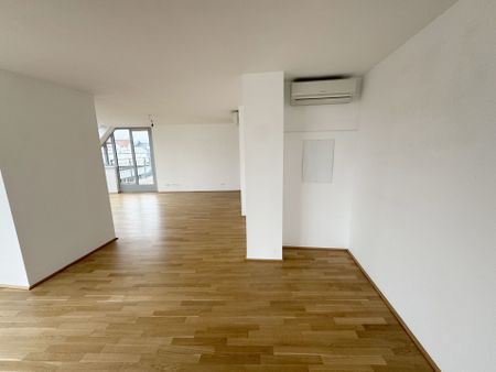 Einzigartige 4-Zimmer Terrassen-Wohnung nahe Mariahilfer Straße in 1070 Wien zu mieten - Foto 4