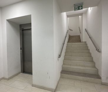 Moderne Innenstadt Wohnung in St. Pölten I Aufzug I Dachterrasse - Photo 6