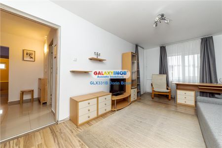 Inchiriere apartament 3 camere PLOIESTI (strada Zidari) Republicii - Fotografie 2