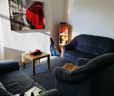 4 bedroom house to rent - Photo 2