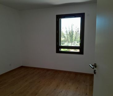Location Appartement 3 pièces 65m² ANNECY 74370 - Photo 2