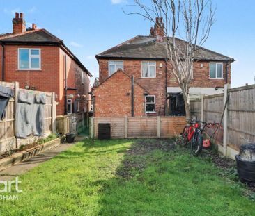 3 bedroom semi-detached house to rent - Photo 3