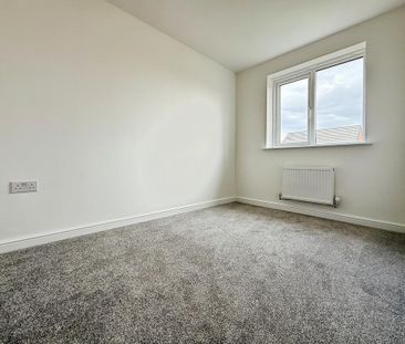 3 bedroom semi-detached house to rent - Photo 4