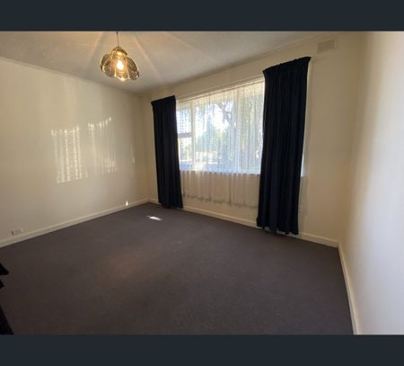 4 Dublin Avenue, Salisbury Downs, SA 5108 - Photo 3