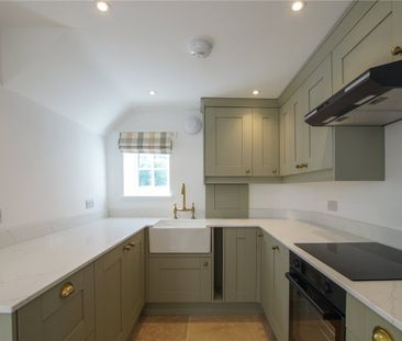 A beautifully refurbished brick and flint cottage combining charmin... - Photo 4