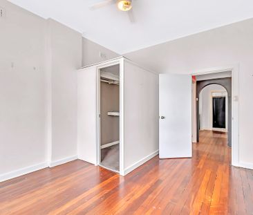 Fun & Quirky 2 Bedroom Apartment on Scarborough Beach Road - Photo 1
