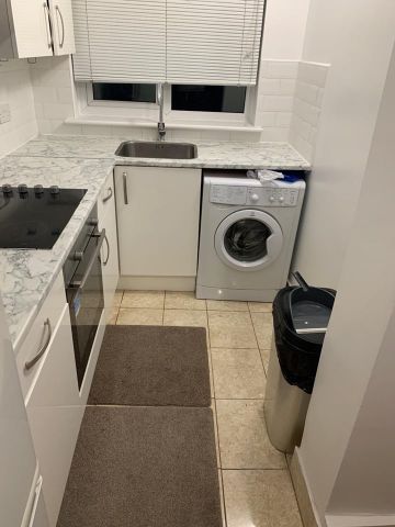 1 Bed Flat, London, E7 - Photo 4