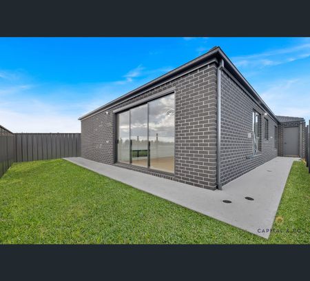 5 Chive Road, Kalkallo, Vic 3064 - Photo 2