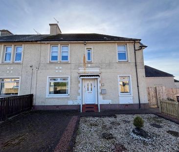 2 bedroom ground floor flat to rent - Photo 2