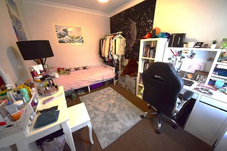 1 Bed Flat, Richmond Road, RG30 - Photo 5