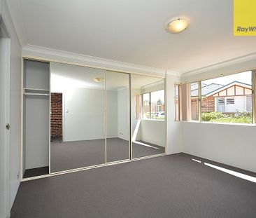 3 Bedroom Villa! - Photo 3