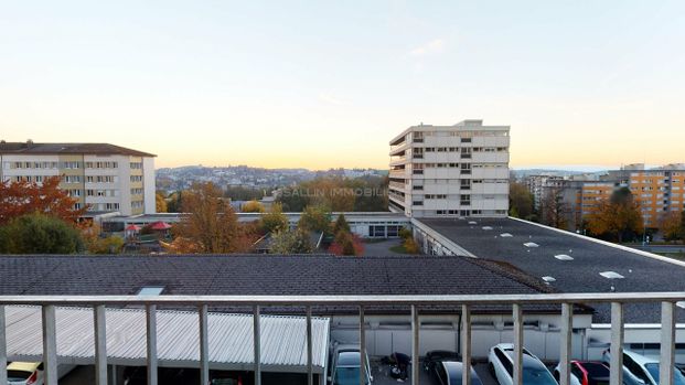 4½-ROOM APARTMENT ON THE HIGHLANDS OF FRIBOURG - Photo 1