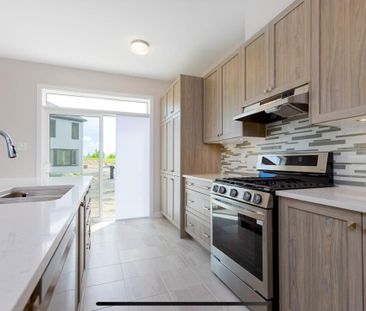 For Lease - 436 Appalachian Circle, Barrhaven, Ontario - Photo 4
