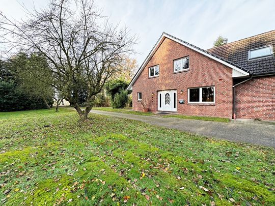 Gepflegtes Einfamilienhaus in idyllischer naturnaher Lage von Bollingen - Photo 1