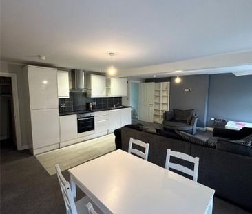 2 bedroom apartment to rent - Photo 4