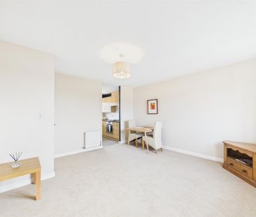 2 BED Flat To rent - Photo 1