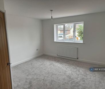 3 bedroom detached house to rent - Photo 3