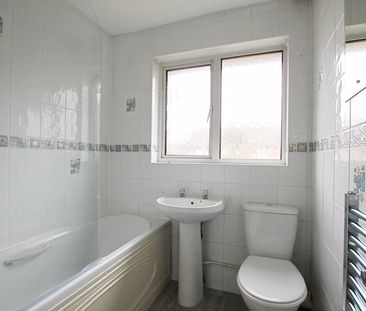 The Chantry, Titchfield Common, Fareham - Photo 6