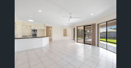 Beautiful Executive Family Home in Coomera Waters Resort - Photo 5