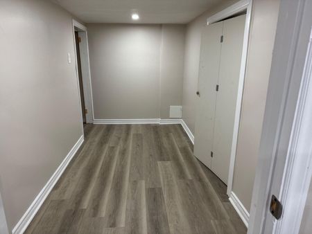 For Lease - 39 Upper Canada Court Unit# Bsmt, Halton Hills, Ontario - Photo 4