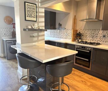 3 bedroom terraced house to rent - Photo 6