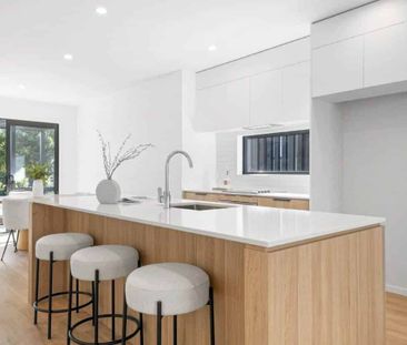 BRAND NEW 4 BEDROOM HOME - Photo 3