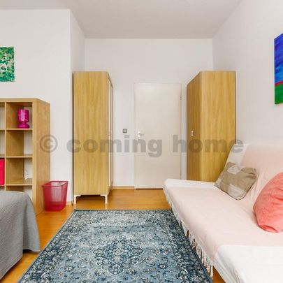 Stay in Berlin - Photo 1