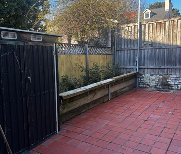 Redfern - Photo 5