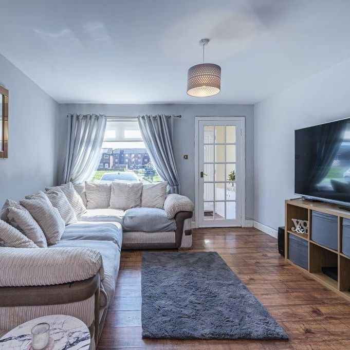 2 Bed End Terrace, Maukinfauld Court, G32 - Photo 1