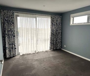 2 Bedroom Unit in Pakuranga - Photo 2