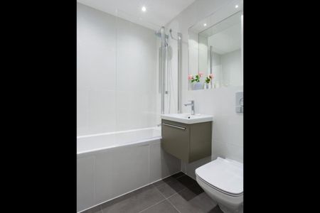 1 Bed Flat, Salusbury Road, NW6 - Photo 3