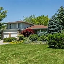 For Lease - 3141 Old Bronte Road Unit# Room 1, Oakville, Ontario - Photo 1