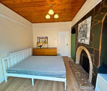 Room in a Shared House, Faraday St, L5 - Photo 5