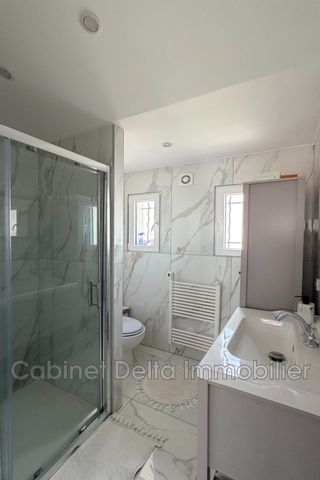 Location Maison 4 pièces 85m² LA SEYNE SUR MER 83500 - Photo 3