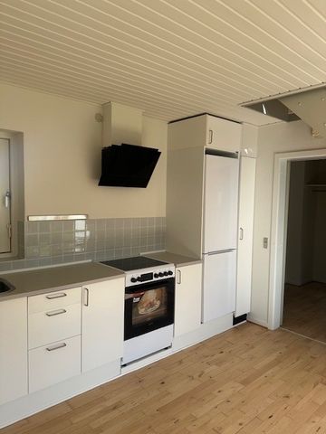 2. værelses lejlighed med god beliggenhed - Photo 3