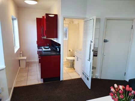 Studio Flat, Headstone Lane, HA2 - Photo 4