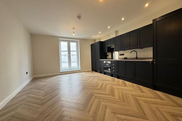 Burlington Place - Photo 1