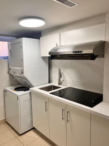 For Lease - 1376 Northaven Drive, Mississauga, Ontario - Photo 2