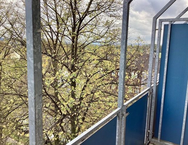 Schöne 3-Zimmer-Wohnung mit Balkon - Foto 1