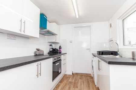 St Mary's Road, East Oxford - Photo 4